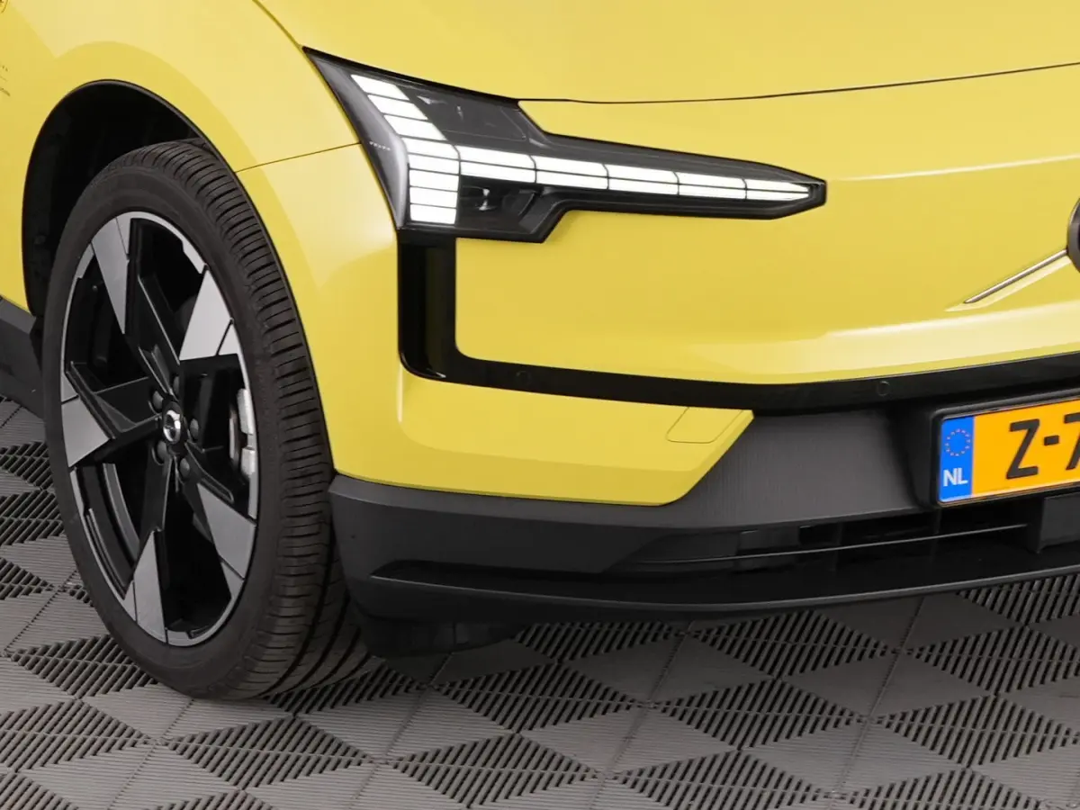 Single Motor Extended Range PLUS 69 kWh | Trekhaak | MOSS YELLOW *SOH: 99,1%* !