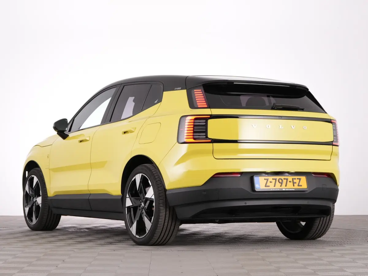 Single Motor Extended Range PLUS 69 kWh | Trekhaak | MOSS YELLOW *SOH: 99,1%* !