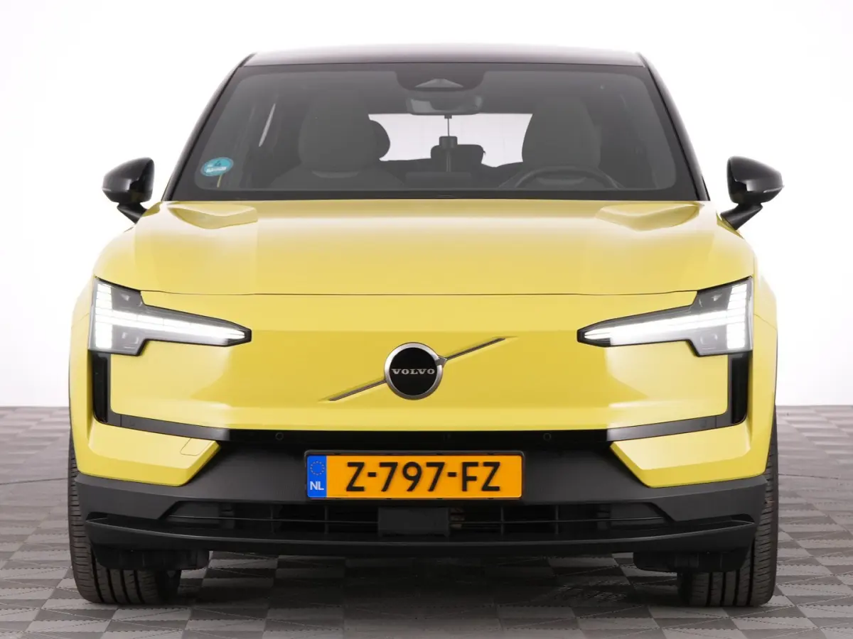 Single Motor Extended Range PLUS 69 kWh | Trekhaak | MOSS YELLOW *SOH: 99,1%* !