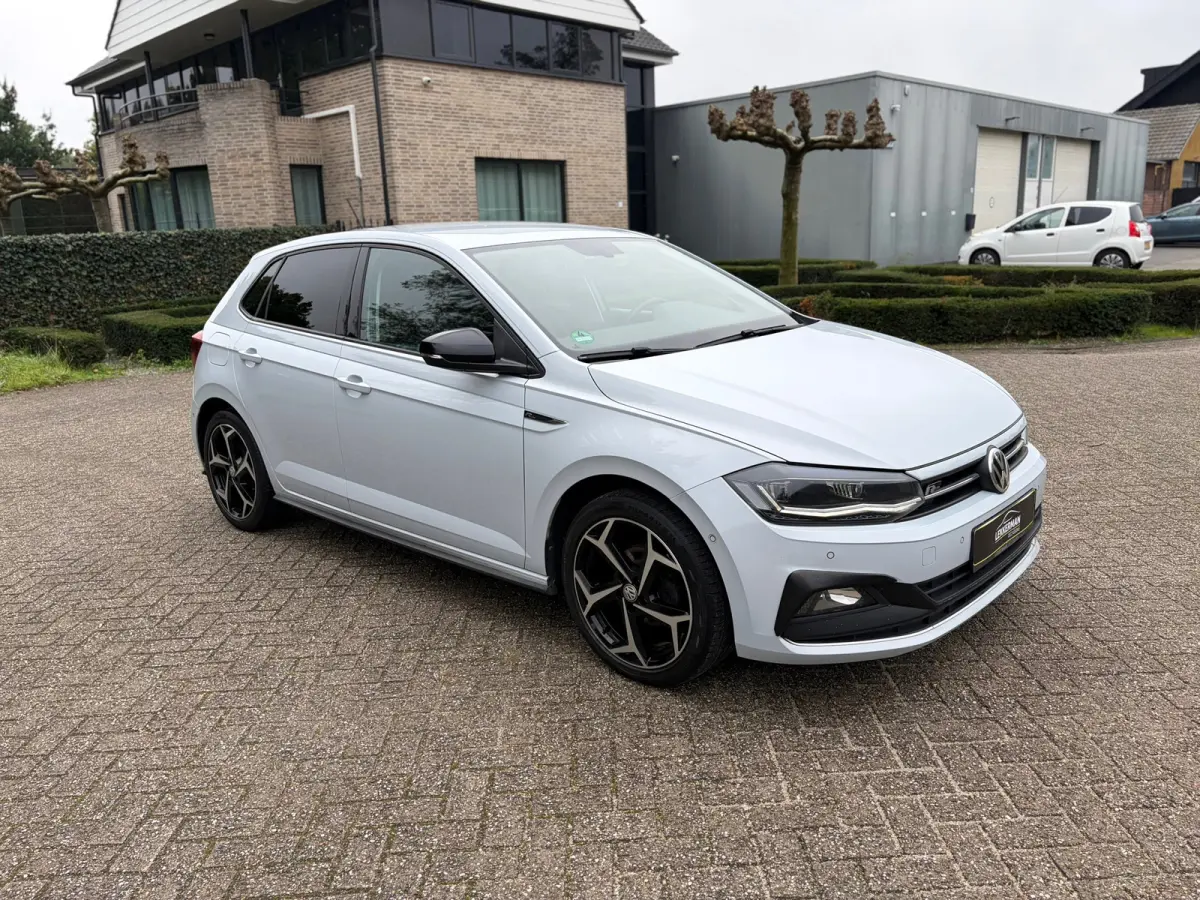 1.0 TSI R-LINE DSG I CARPLAY I CAMERA I CARPLAY I CLIMA I CRUISE