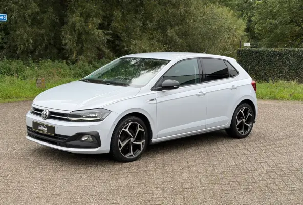 1.0 TSI R-LINE DSG I CARPLAY I CAMERA I CARPLAY I CLIMA I CRUISE