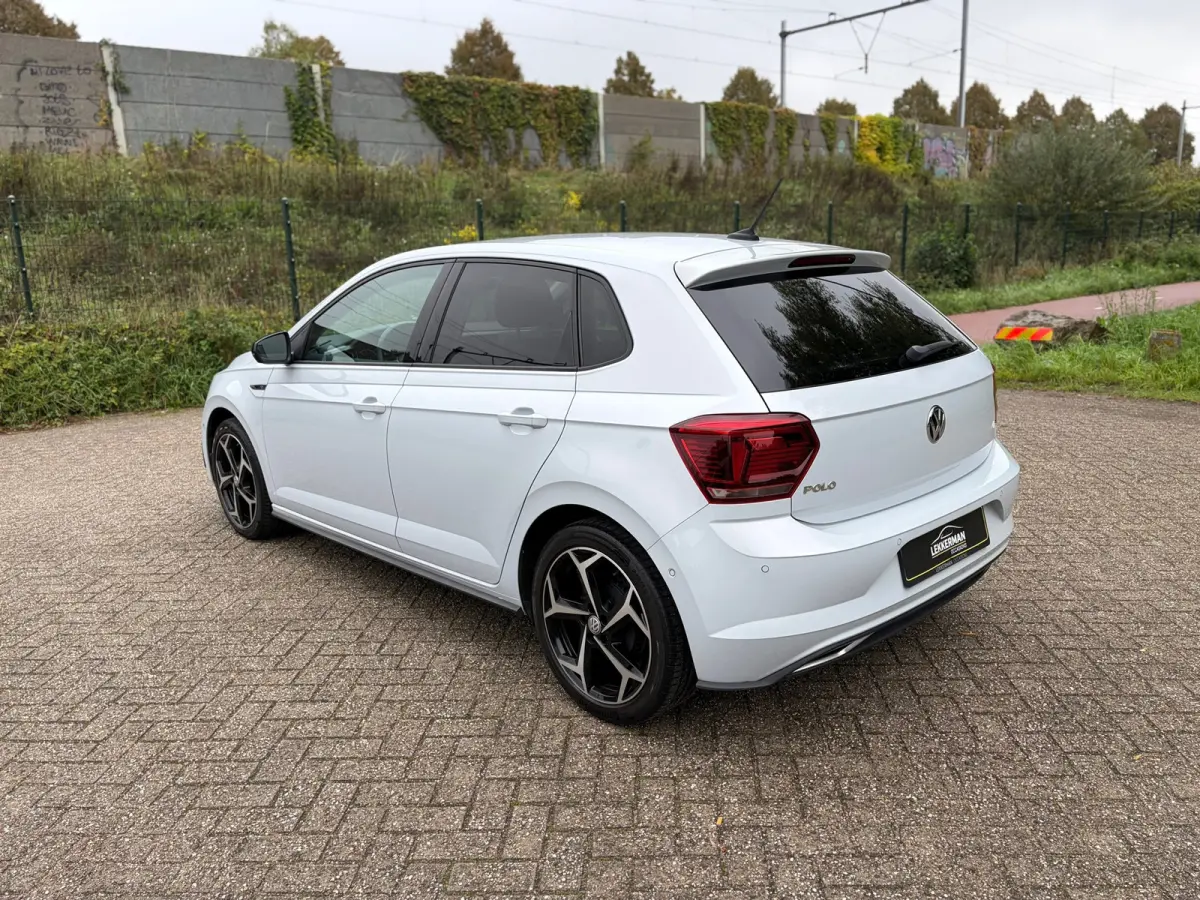 1.0 TSI R-LINE DSG I CARPLAY I CAMERA I CARPLAY I CLIMA I CRUISE