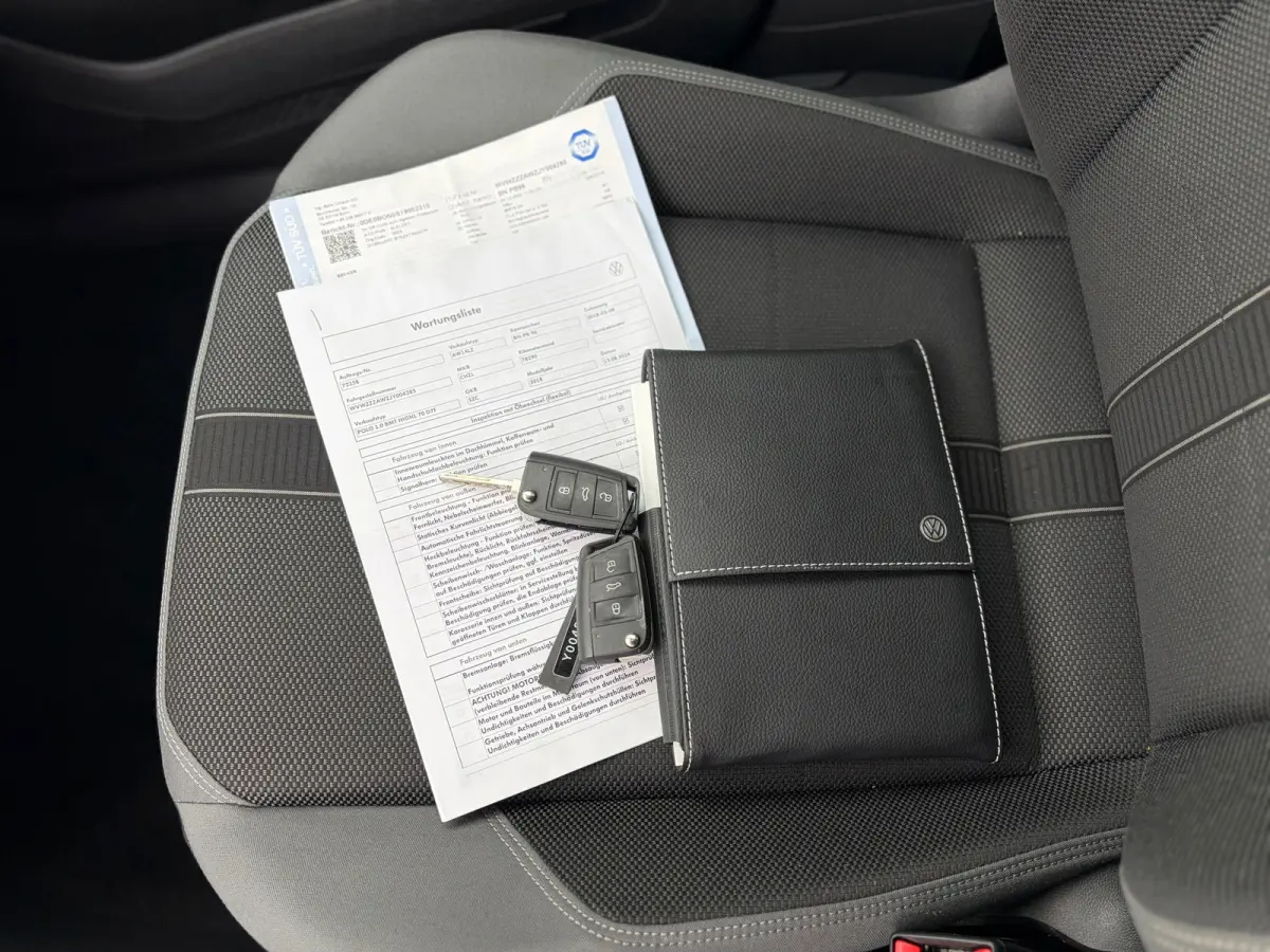 1.0 TSI R-LINE DSG I CARPLAY I CAMERA I CARPLAY I CLIMA I CRUISE