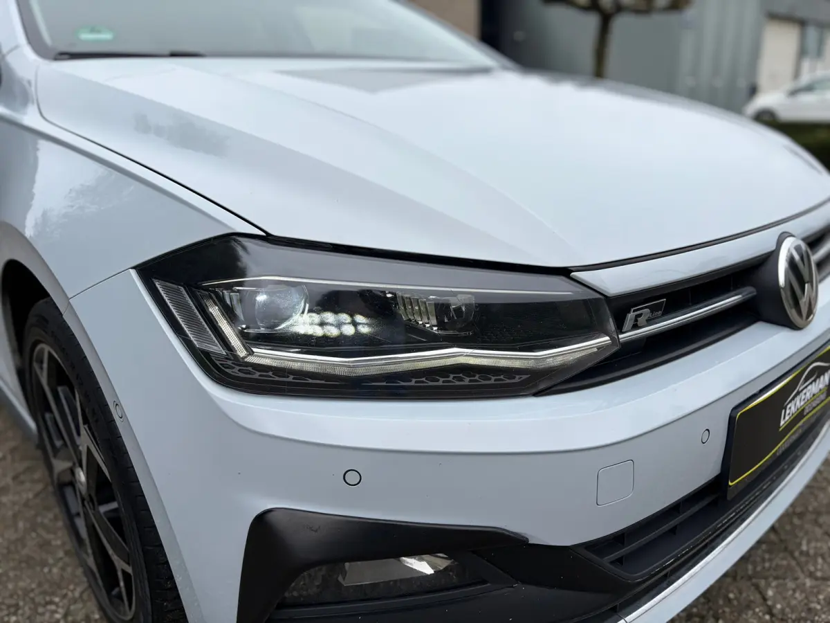 1.0 TSI R-LINE DSG I CARPLAY I CAMERA I CARPLAY I CLIMA I CRUISE