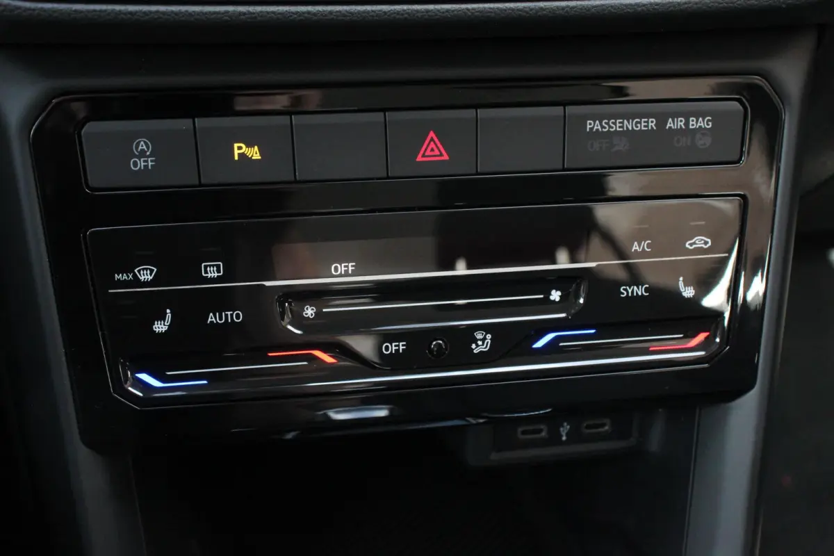 1.0 TSI 110pk DSG Life Navigatie Adaptive Cruise Control Lane/Side Assist Camera Stoelverwarming