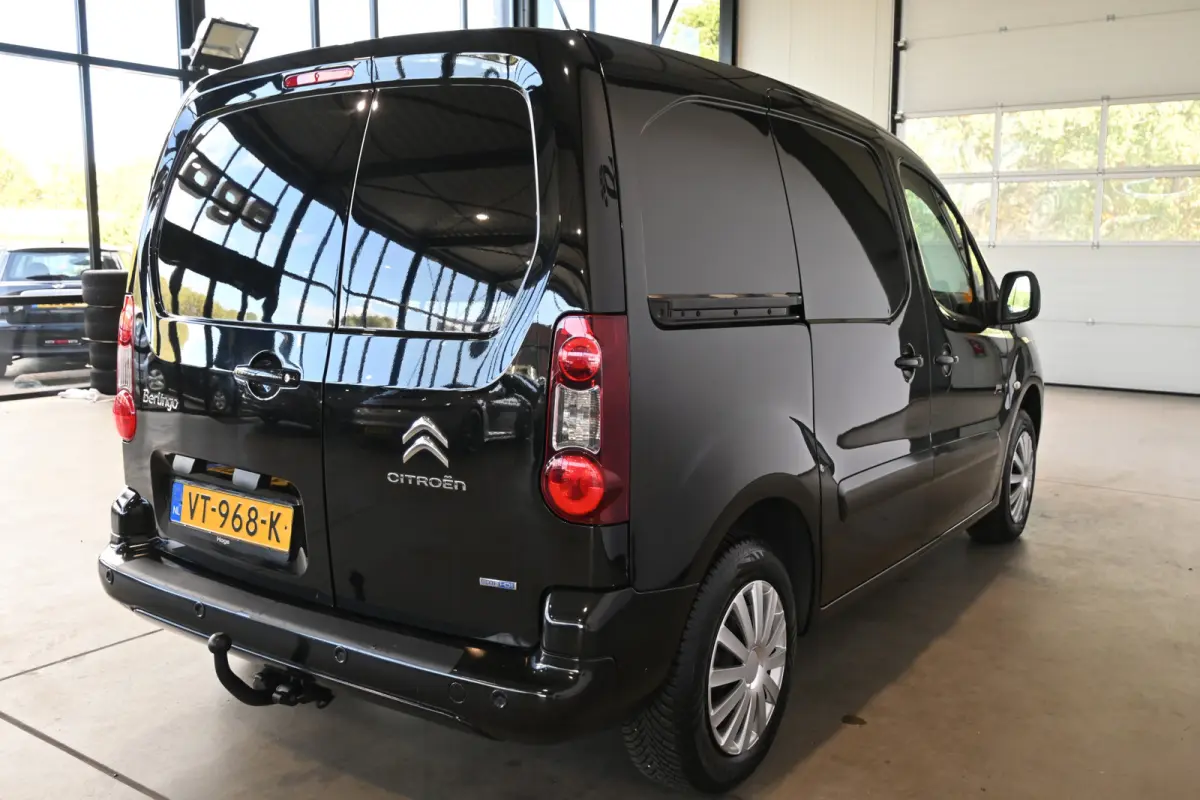 1.6 BlueHDI 75 Business NAP! Cruise Airco Navigatie PDC Trekhaak 100% Onderhouden! Inruil Mogelijk!