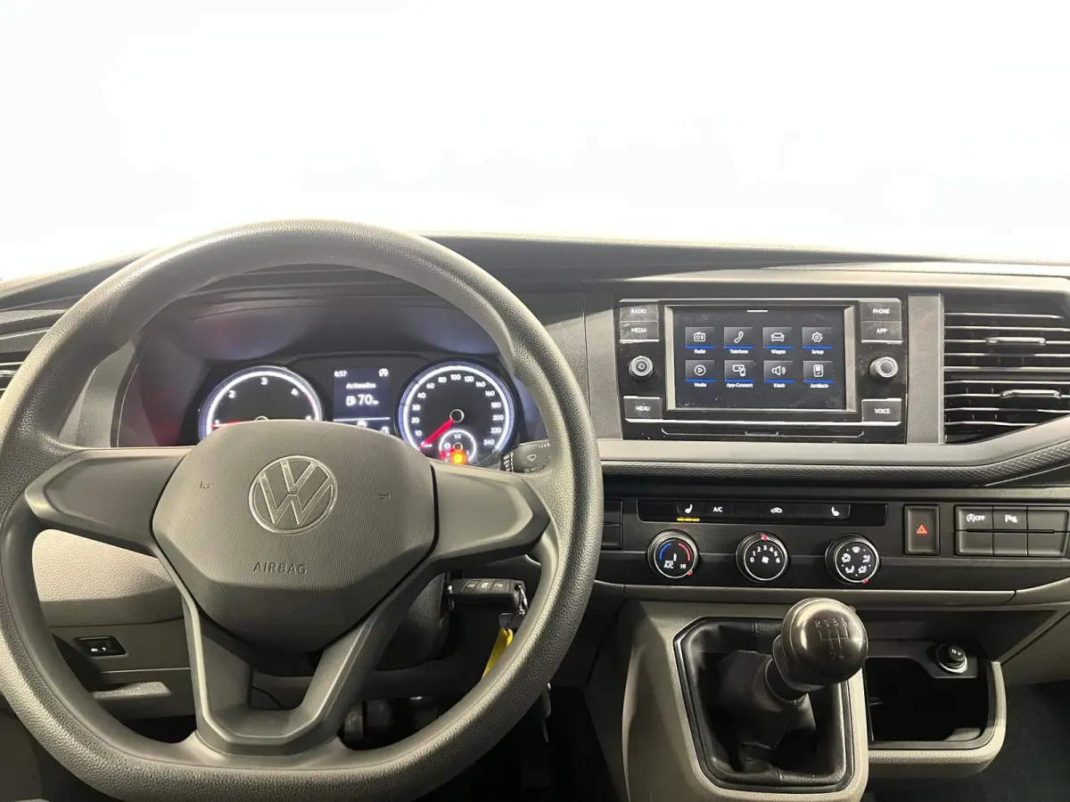 2.0 TDI L2H1 Airco Cruise Control Trekhaak Parkeersensoren 2x schuifdeur Stoelverwarming