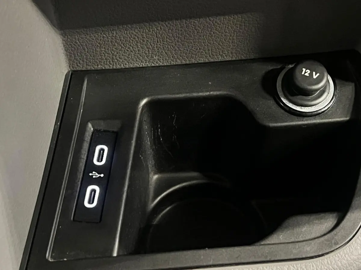2.0 TDI L2H1 Airco Cruise Control Trekhaak Parkeersensoren 2x schuifdeur Stoelverwarming