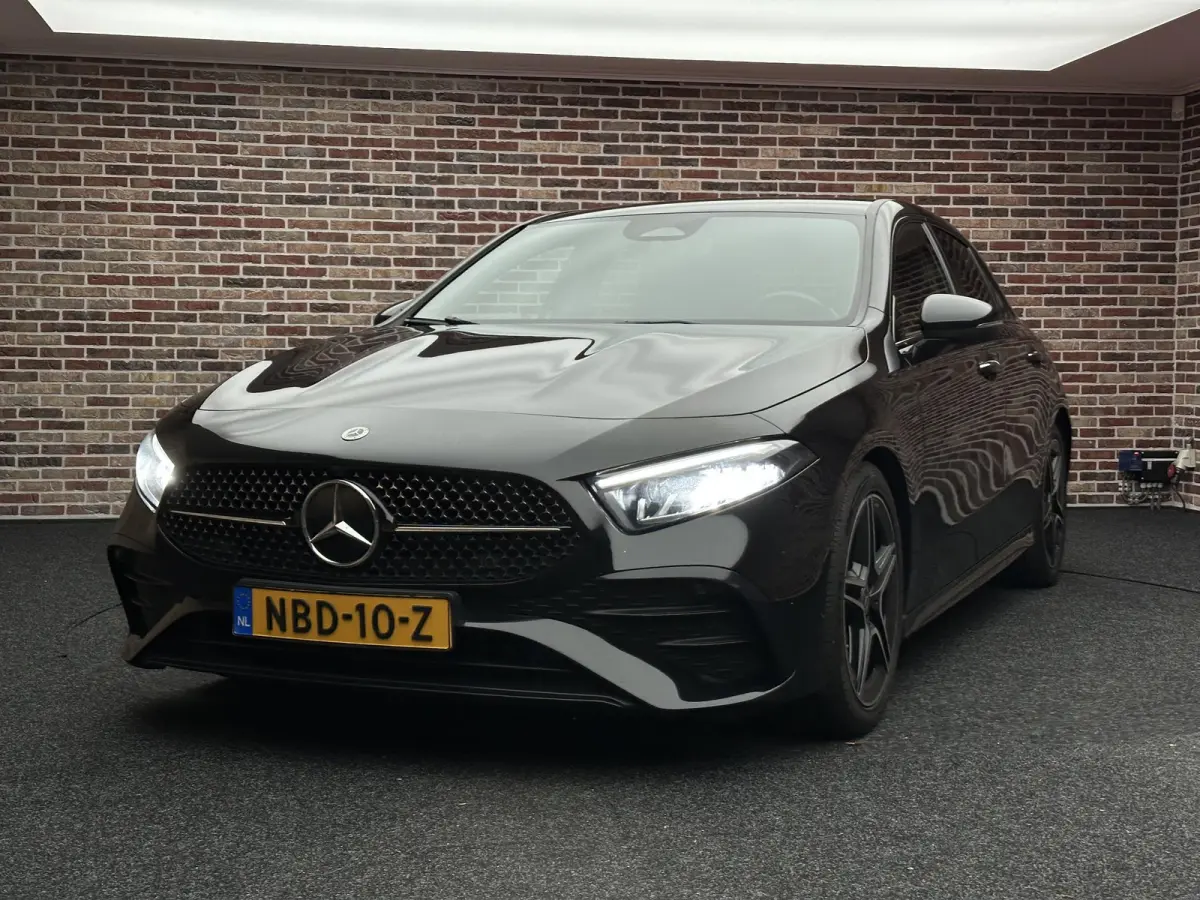 200 AMG Line | Adaptive cruise| LED| Camera|