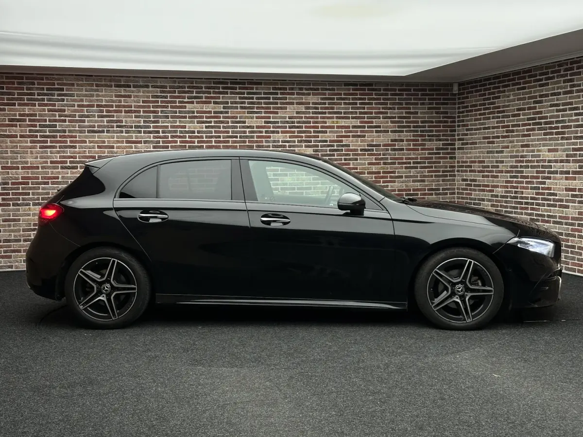 200 AMG Line | Adaptive cruise| LED| Camera|