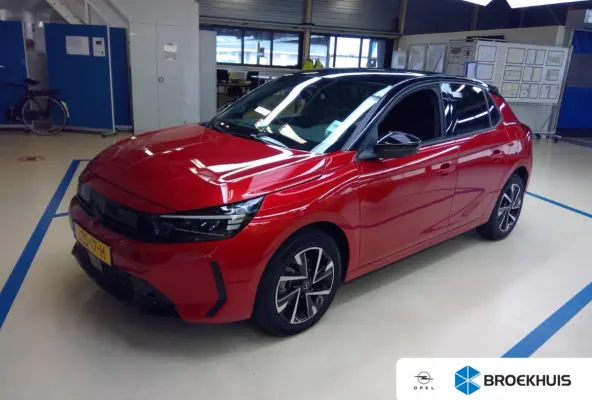 1.2 Turbo Yes / Navigatie via Carplay/ Parkeersensoren / Stuur -en Stoelverwarmd / LED / 16'' LMV