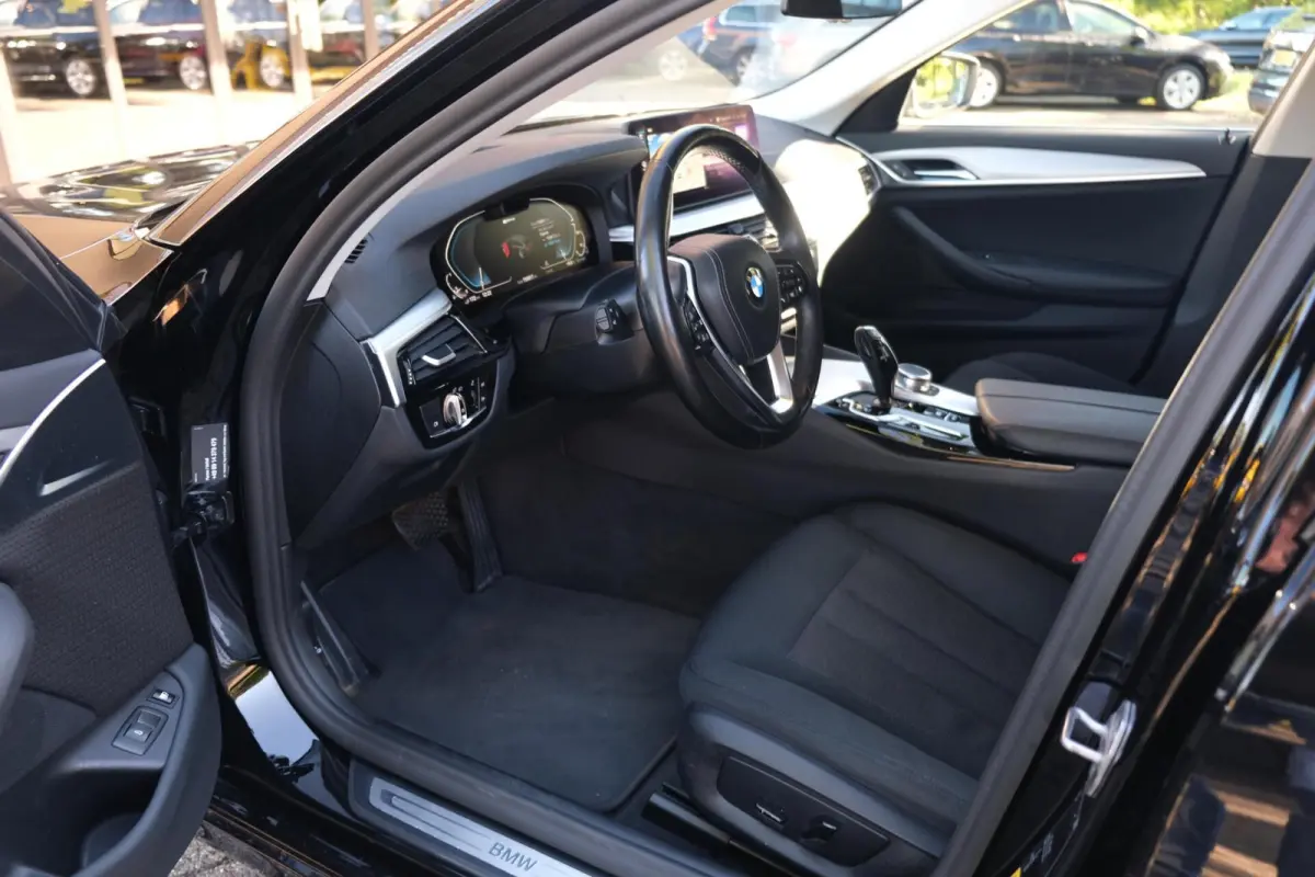 530e High Executive|RIJKLAAR!|ACC|Camera|Head-Up|Trekhaak|LaneAssist|Dodehoekdetectie|Stoelverwarming|Carplay|AndroidAuto
