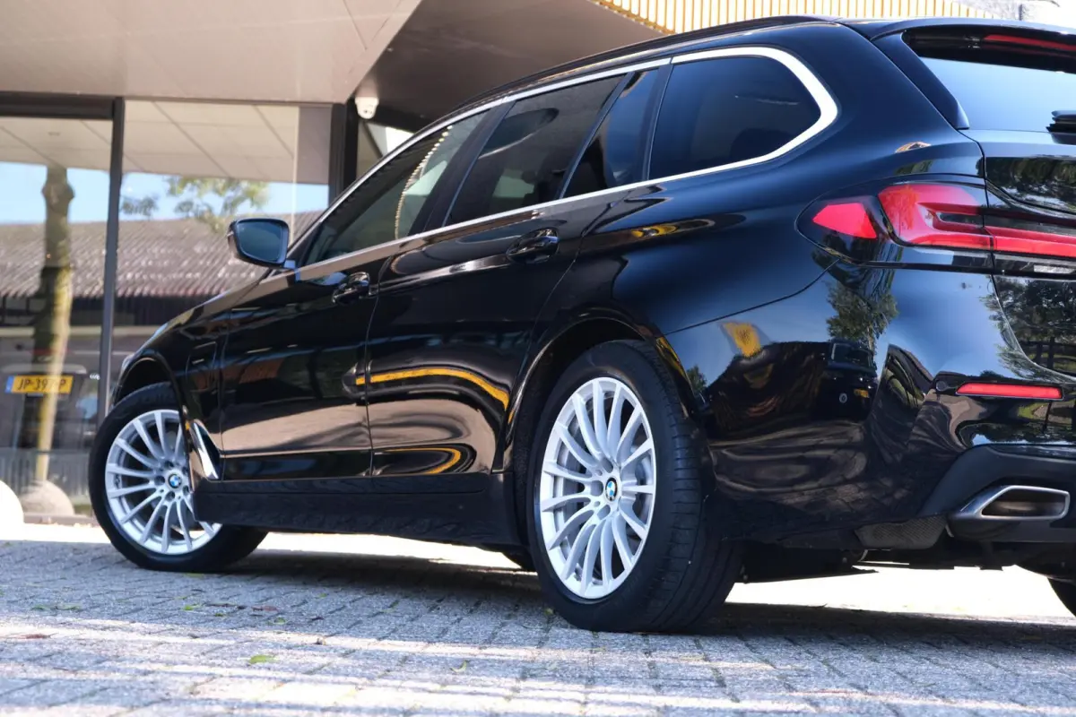 530e High Executive|RIJKLAAR!|ACC|Camera|Head-Up|Trekhaak|LaneAssist|Dodehoekdetectie|Stoelverwarming|Carplay|AndroidAuto