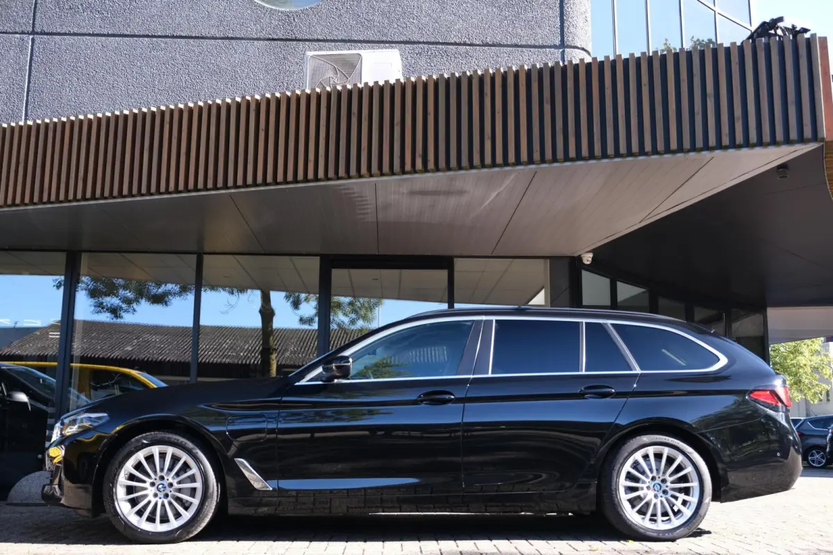 530e High Executive|RIJKLAAR!|ACC|Camera|Head-Up|Trekhaak|LaneAssist|Dodehoekdetectie|Stoelverwarming|Carplay|AndroidAuto