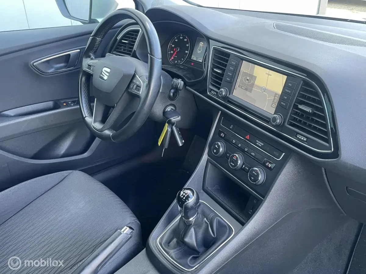 1.0 EcoTSI Style Connect | NL Auto | Navigatie | Carplay | Climate & Cruise Control | PDC |