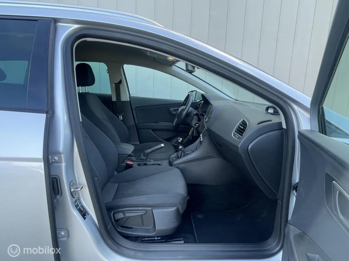 1.0 EcoTSI Style Connect | NL Auto | Navigatie | Carplay | Climate & Cruise Control | PDC |