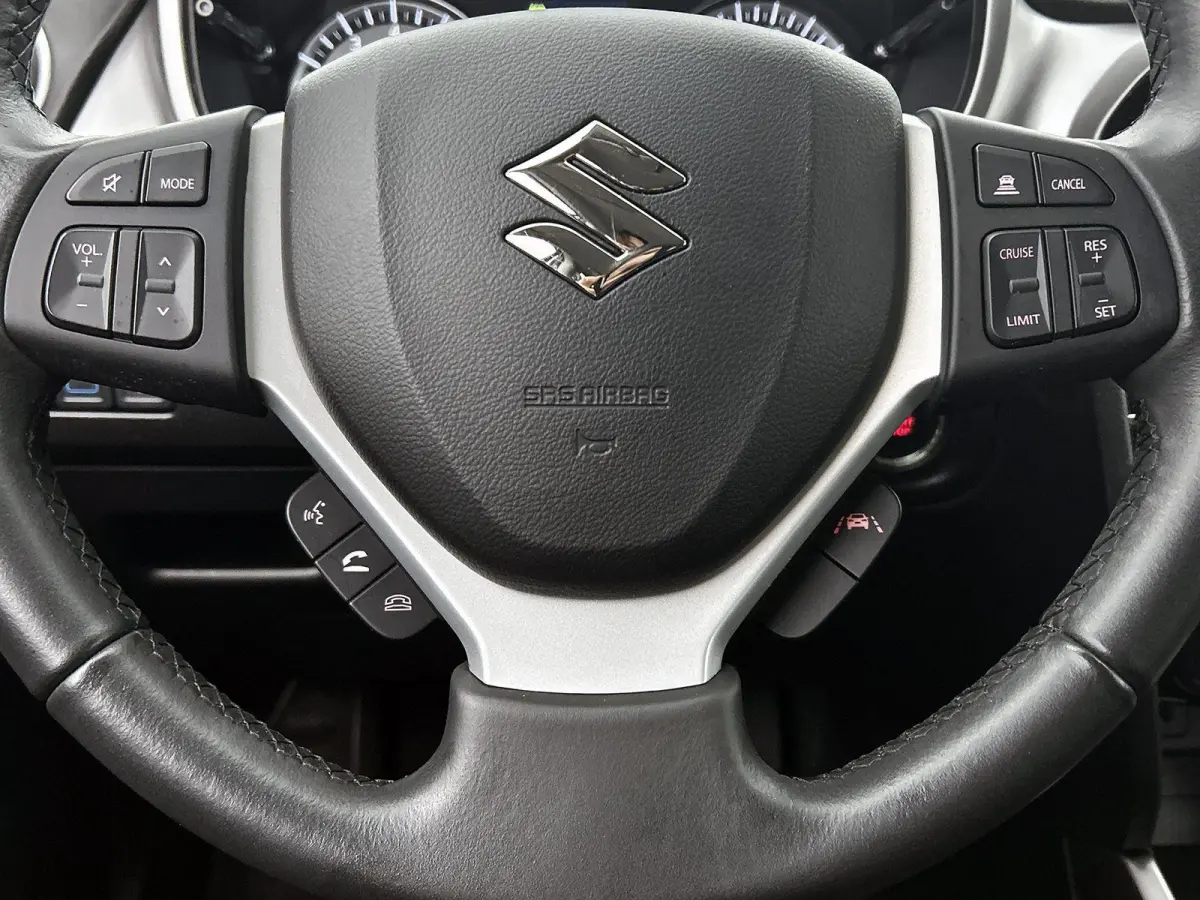 1.5 Hybrid Select | AUTOMAAT | ACHTERUITRIJCAMERA | STOELVERWARMING | LANE ASSIST | APPLE CARPLAY - ANDROID AUTO | DODEHOEK | CLIMATE CONTROL | CRUISE CONTROL |