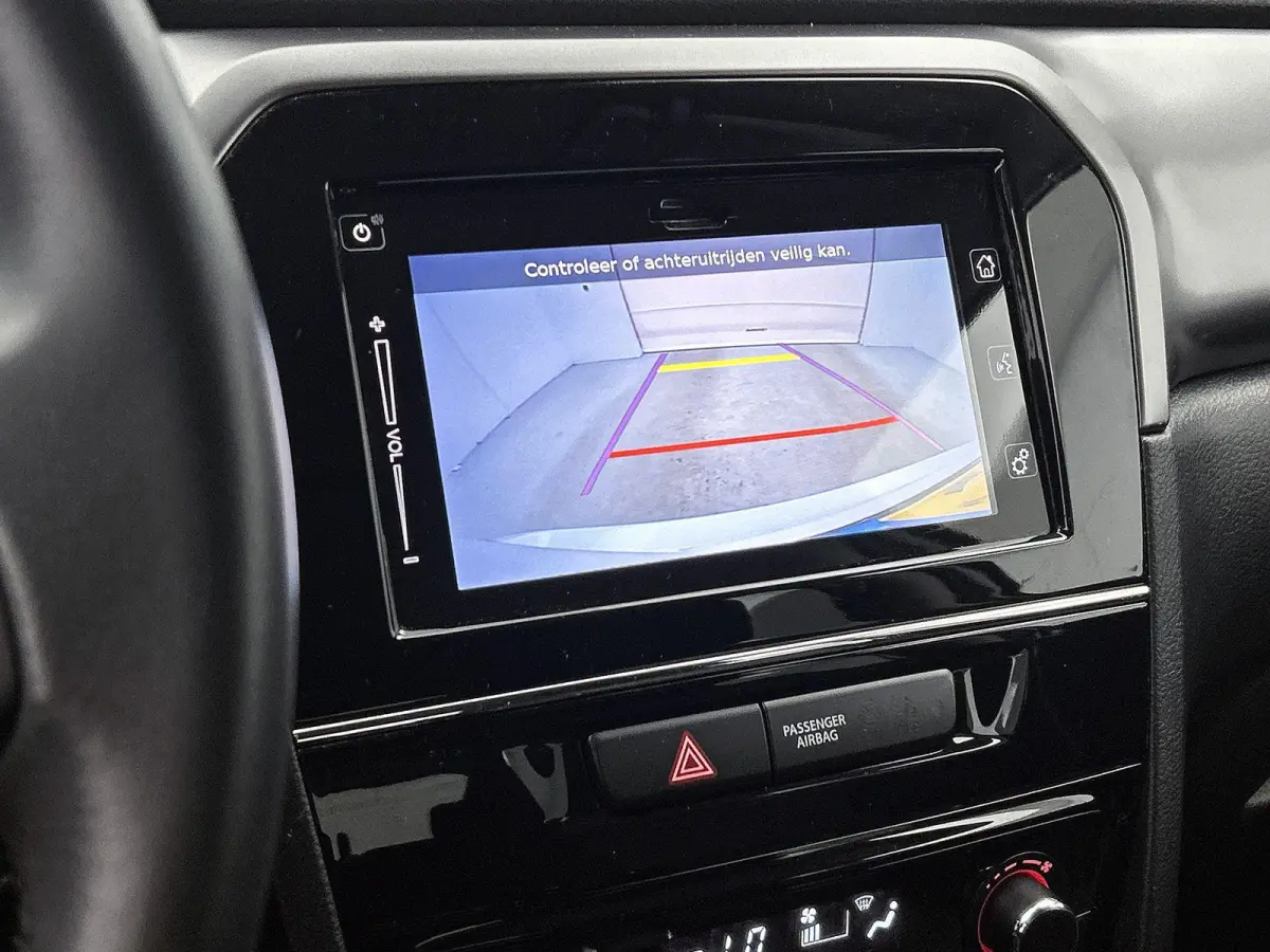 1.5 Hybrid Select | AUTOMAAT | ACHTERUITRIJCAMERA | STOELVERWARMING | LANE ASSIST | APPLE CARPLAY - ANDROID AUTO | DODEHOEK | CLIMATE CONTROL | CRUISE CONTROL |