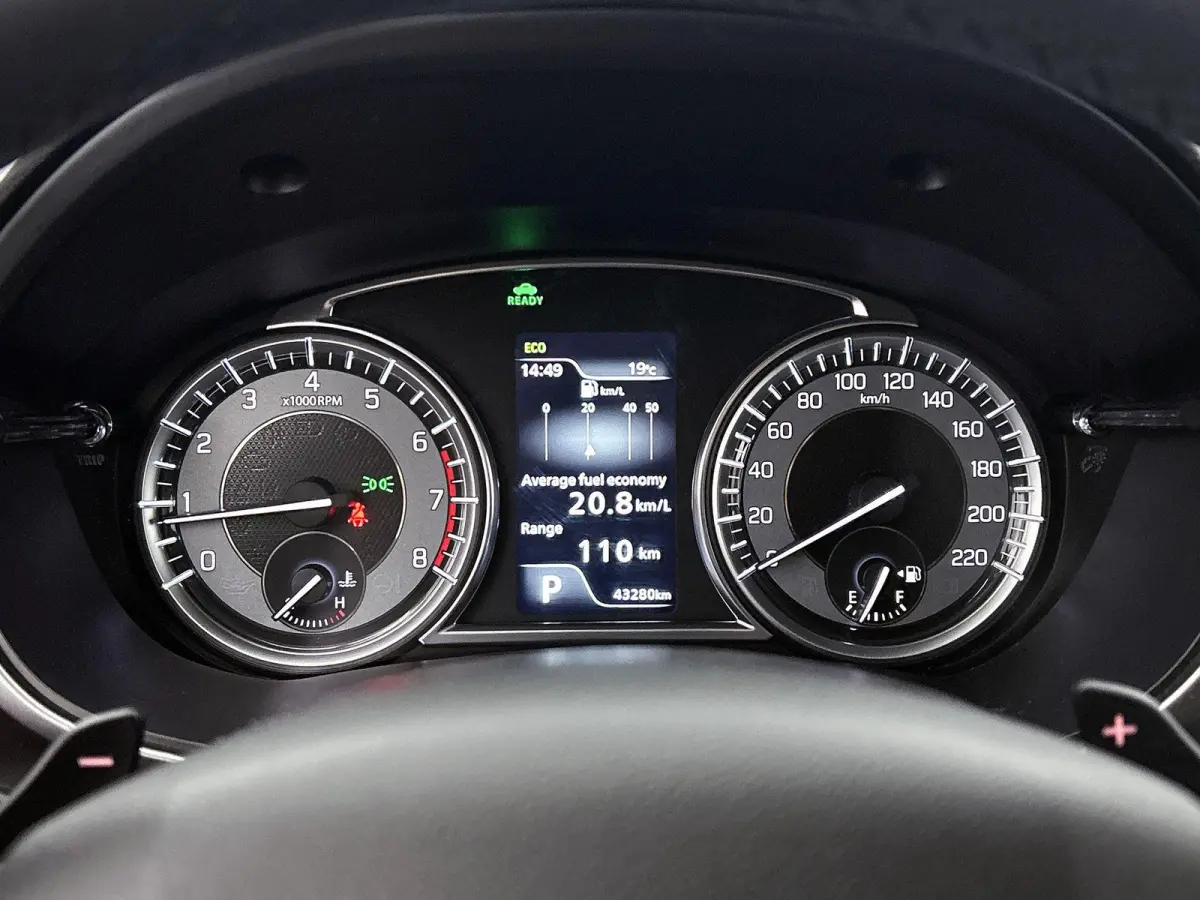 1.5 Hybrid Select | AUTOMAAT | ACHTERUITRIJCAMERA | STOELVERWARMING | LANE ASSIST | APPLE CARPLAY - ANDROID AUTO | DODEHOEK | CLIMATE CONTROL | CRUISE CONTROL |