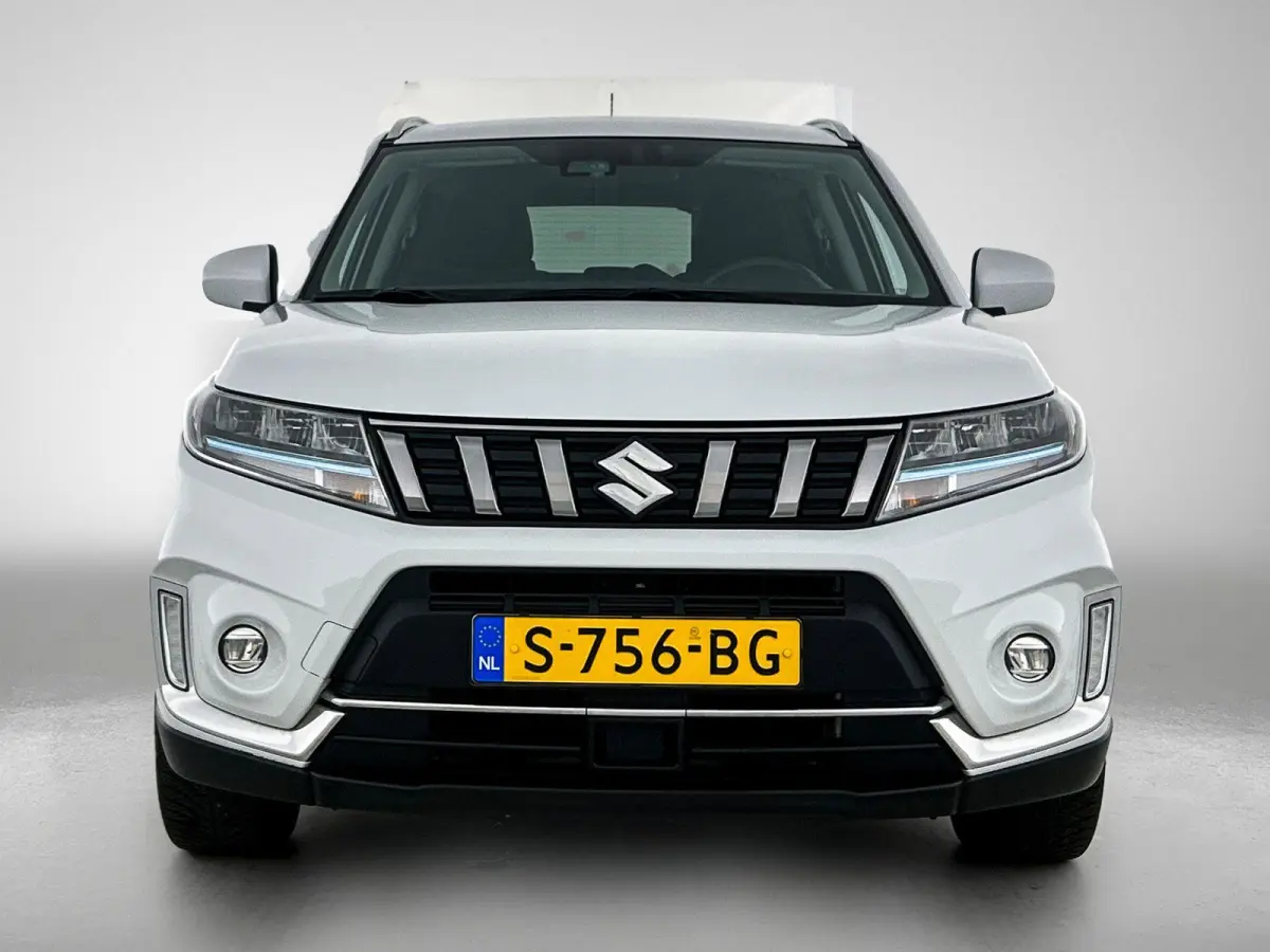 1.5 Hybrid Select | AUTOMAAT | ACHTERUITRIJCAMERA | STOELVERWARMING | LANE ASSIST | APPLE CARPLAY - ANDROID AUTO | DODEHOEK | CLIMATE CONTROL | CRUISE CONTROL |