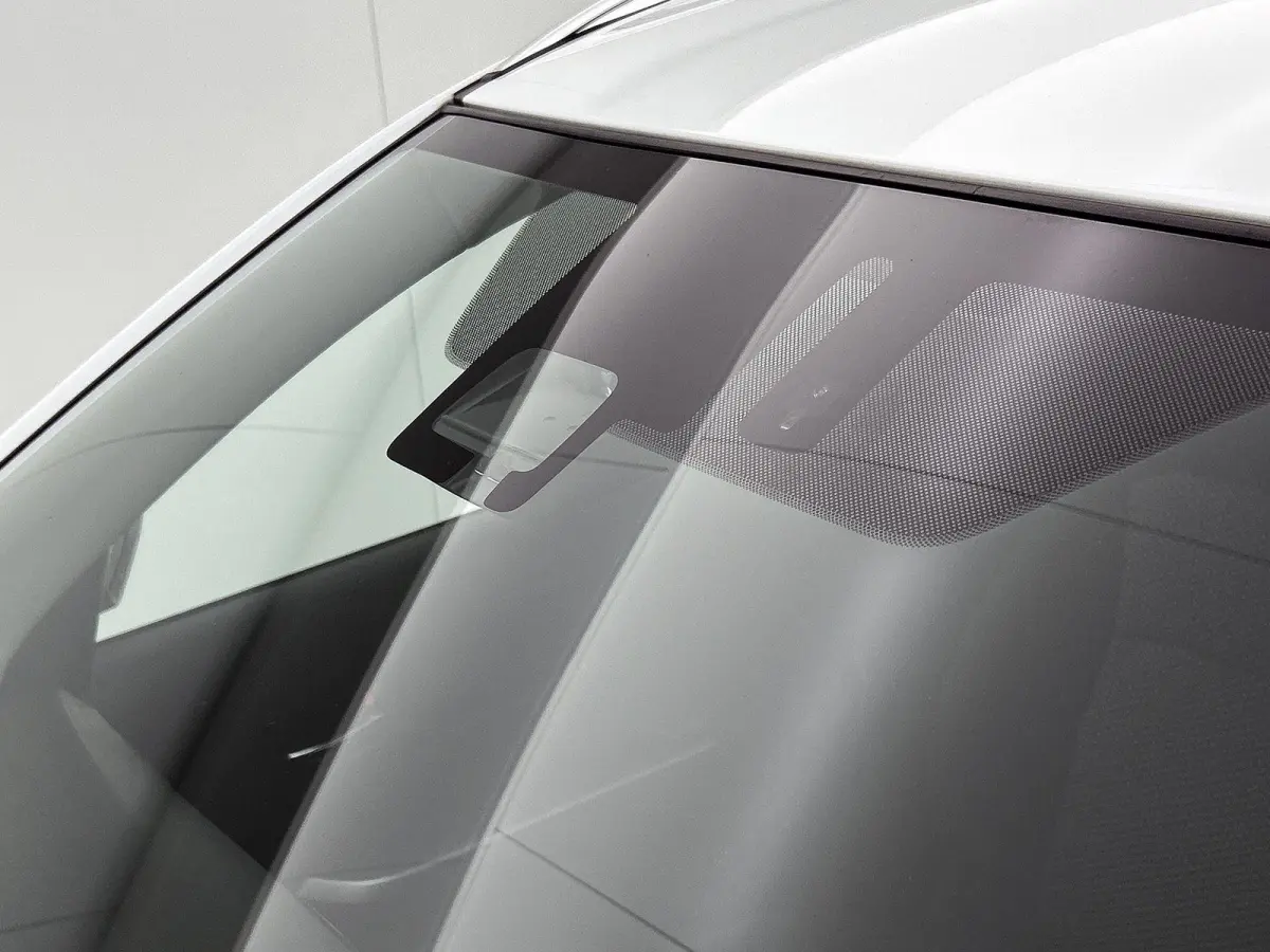 1.5 Hybrid Select | AUTOMAAT | ACHTERUITRIJCAMERA | STOELVERWARMING | LANE ASSIST | APPLE CARPLAY - ANDROID AUTO | DODEHOEK | CLIMATE CONTROL | CRUISE CONTROL |