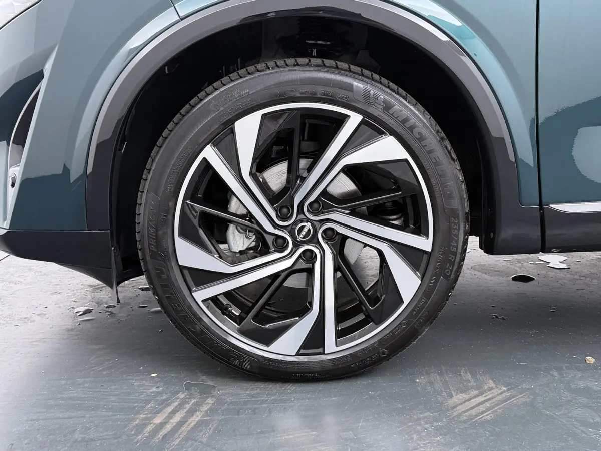 1.3 MHEV Xtronic Tekna Plus | Panoramadak | Lederen Bekl. | BOSE Audio |