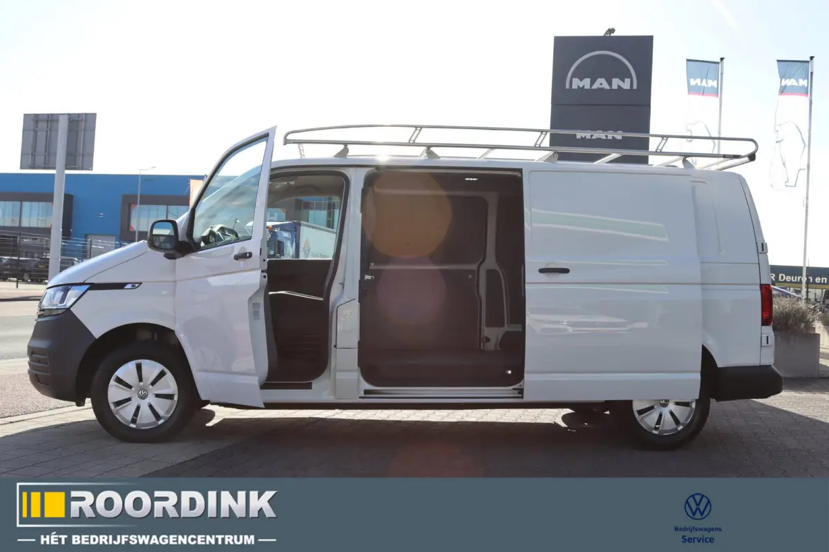 L2 150 pk Linker schuifdeur - GVW 3000, imperiaal, trekhaak, betimmering, 3 zits