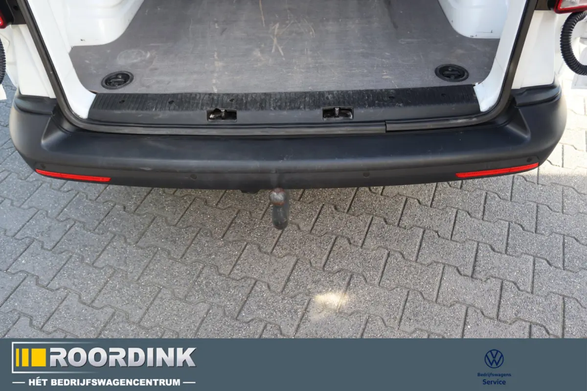 L2 150 pk Linker schuifdeur - GVW 3000, imperiaal, trekhaak, betimmering, 3 zits