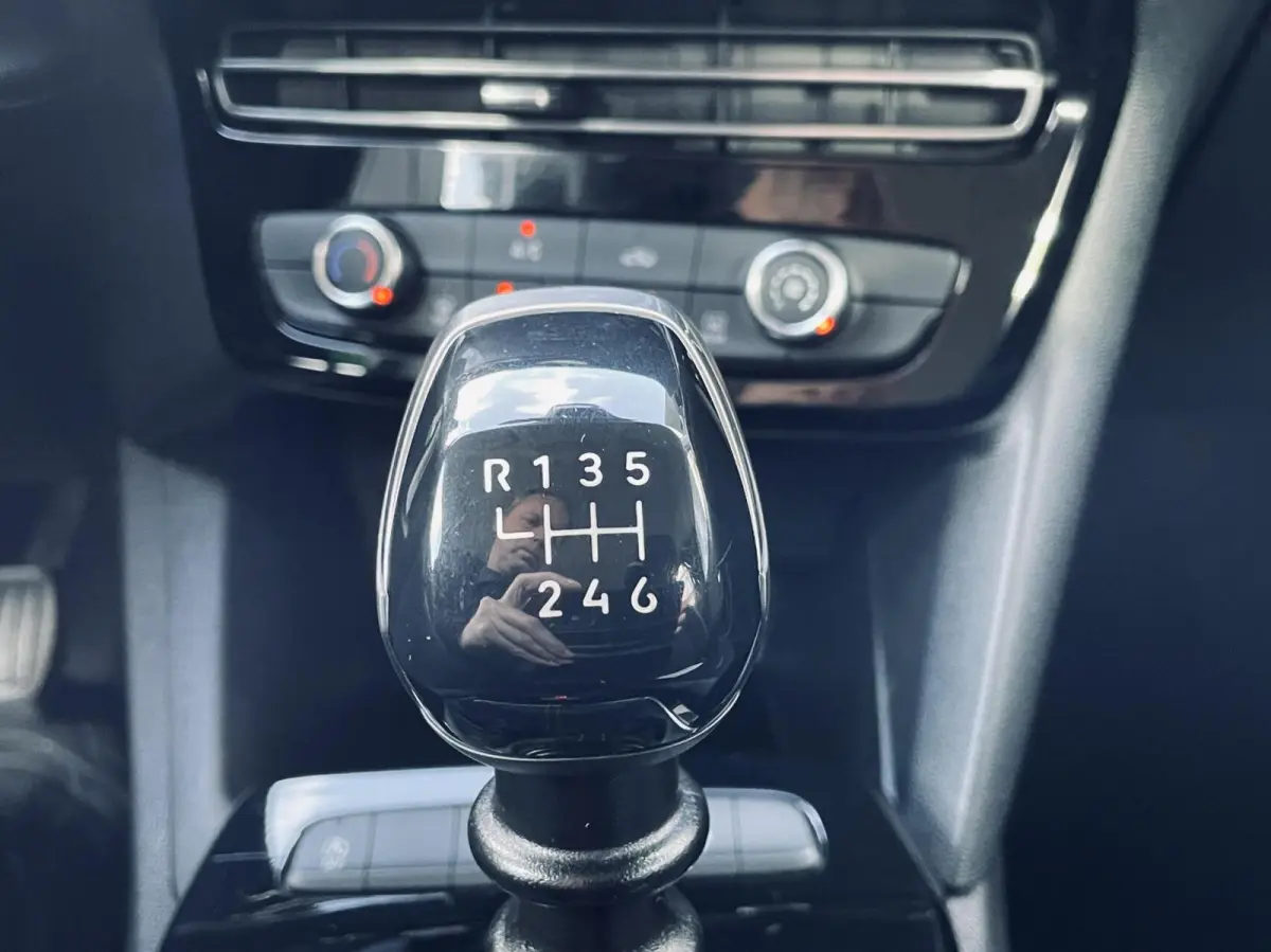 1.2 Edition CAMERA|LED|LANE & FRONT ASSIST | PDC