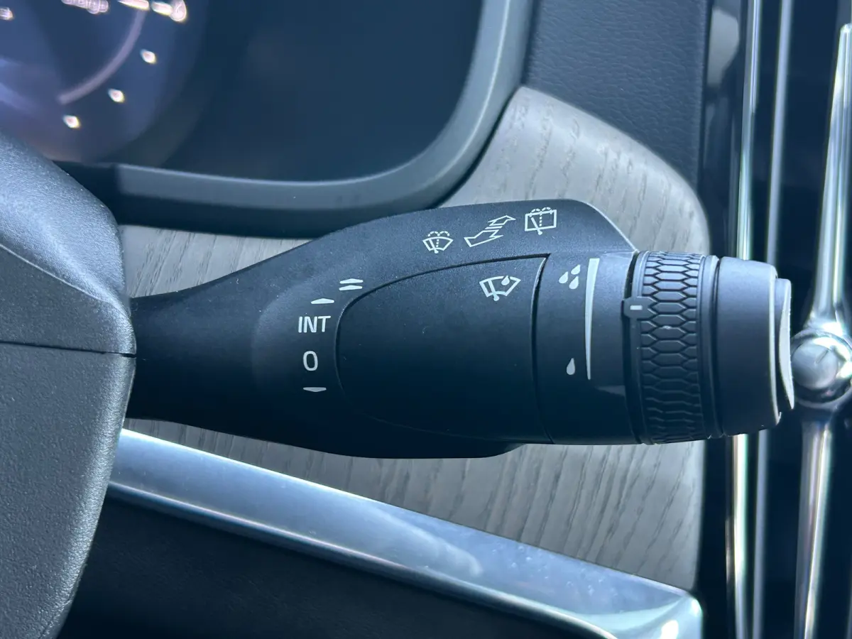 2.0 T8 Plug-in hybrid AWD Ultra Dark | Luchtvering | sOh 100% | Bowers&Wilkins | Massage | HU-Display |