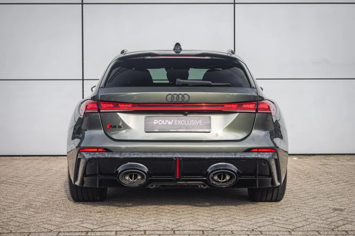RS 5 Avant e-hybrid 640pk quattro | Keramisch | Sport Pakket | Carbon Camouflage | Panoramadak Var. Transparantie