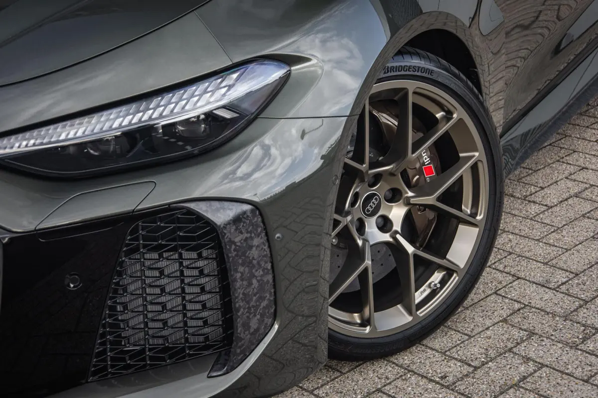 RS 5 Avant e-hybrid 640pk quattro | Keramisch | Sport Pakket | Carbon Camouflage | Panoramadak Var. Transparantie