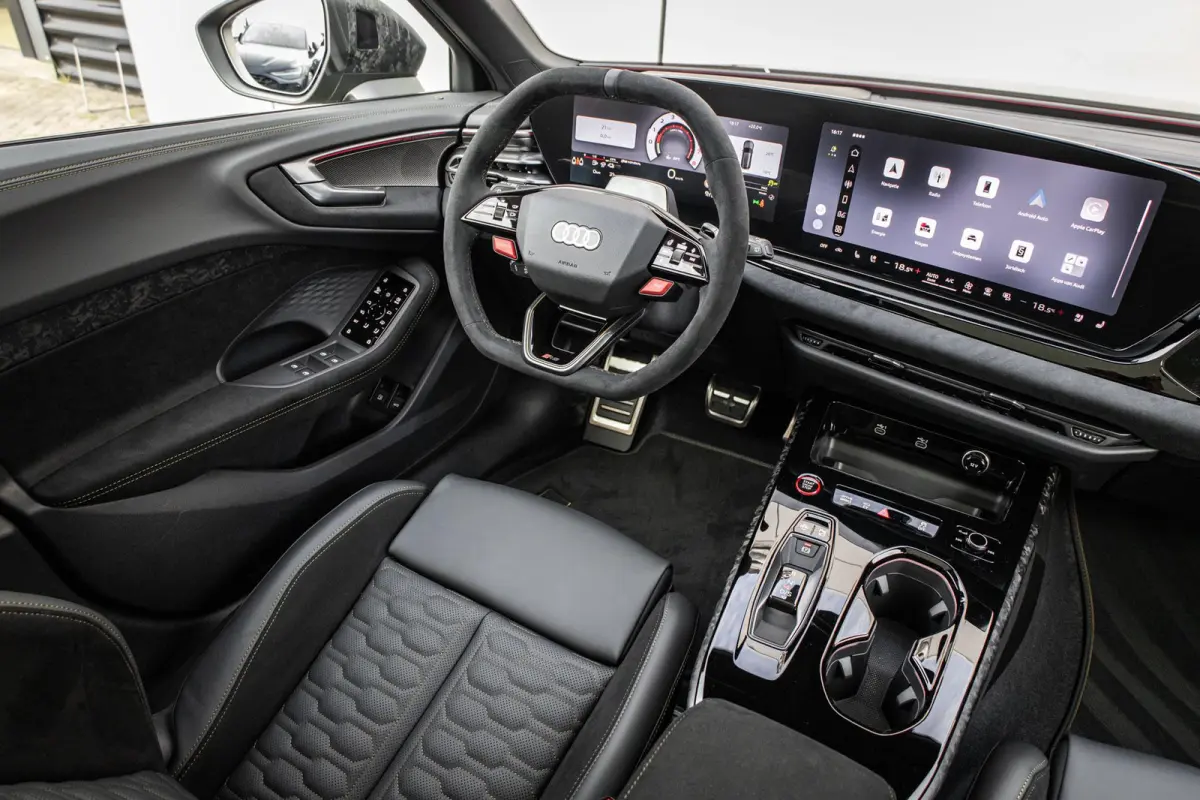 RS 5 Avant e-hybrid 640pk quattro | Keramisch | Sport Pakket | Carbon Camouflage | Panoramadak Var. Transparantie