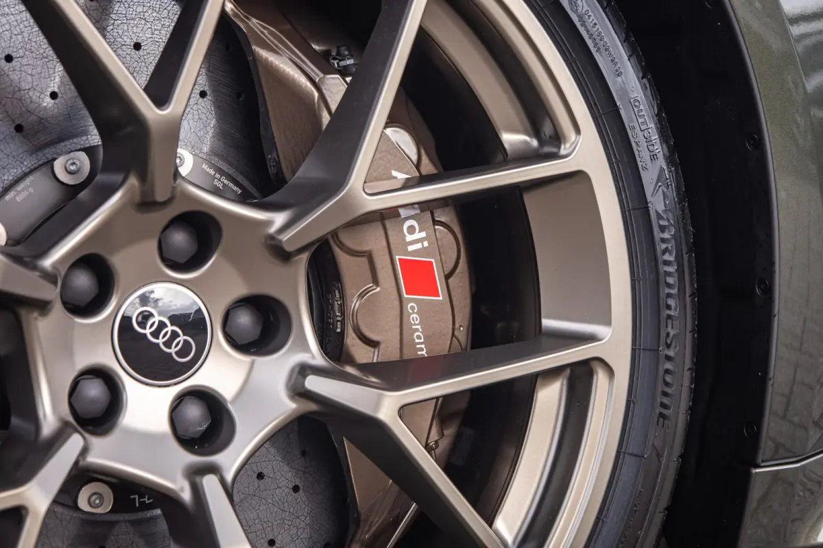 RS 5 Avant e-hybrid 640pk quattro | Keramisch | Sport Pakket | Carbon Camouflage | Panoramadak Var. Transparantie