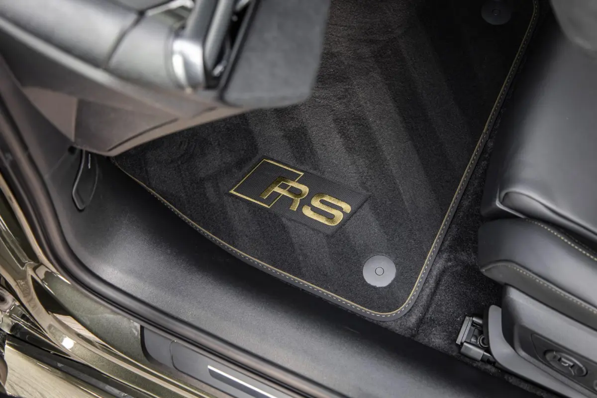RS 5 Avant e-hybrid 640pk quattro | Keramisch | Sport Pakket | Carbon Camouflage | Panoramadak Var. Transparantie