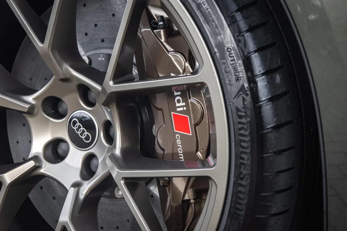 RS 5 Avant e-hybrid 640pk quattro | Keramisch | Sport Pakket | Carbon Camouflage | Panoramadak Var. Transparantie