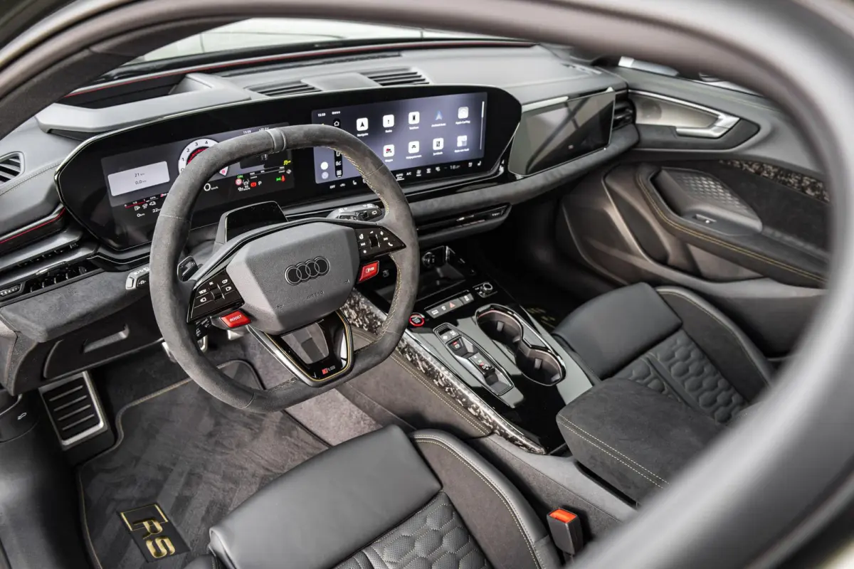 RS 5 Avant e-hybrid 640pk quattro | Keramisch | Sport Pakket | Carbon Camouflage | Panoramadak Var. Transparantie