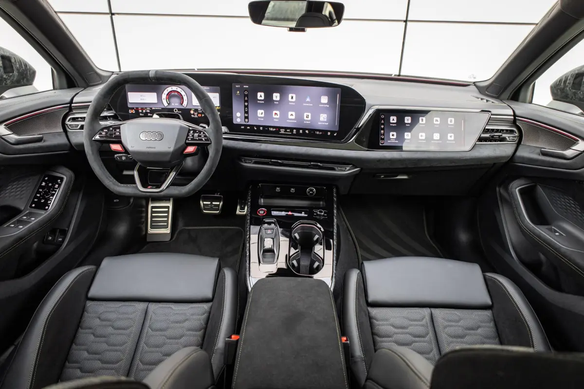 RS 5 Avant e-hybrid 640pk quattro | Keramisch | Sport Pakket | Carbon Camouflage | Panoramadak Var. Transparantie