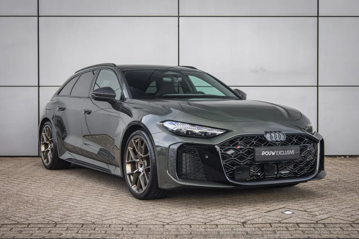 RS 5 Avant e-hybrid 640pk quattro | Keramisch | Sport Pakket | Carbon Camouflage | Panoramadak Var. Transparantie