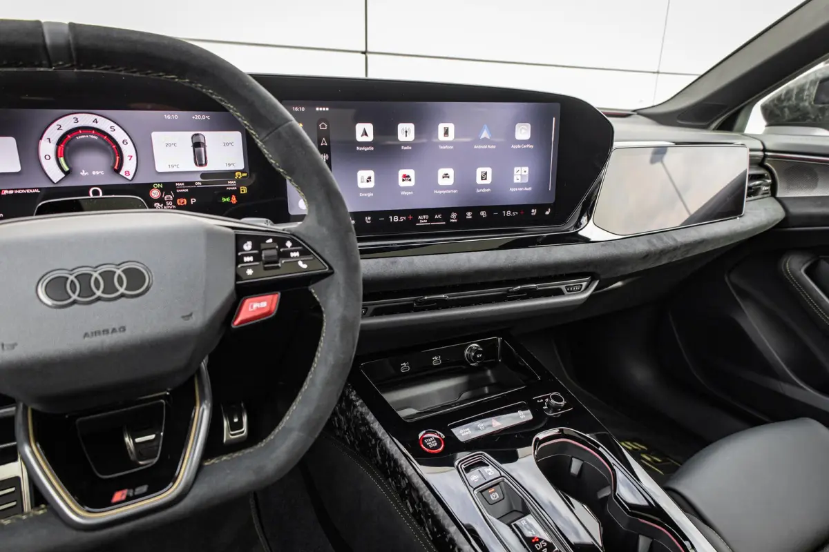 RS 5 Avant e-hybrid 640pk quattro | Keramisch | Sport Pakket | Carbon Camouflage | Panoramadak Var. Transparantie