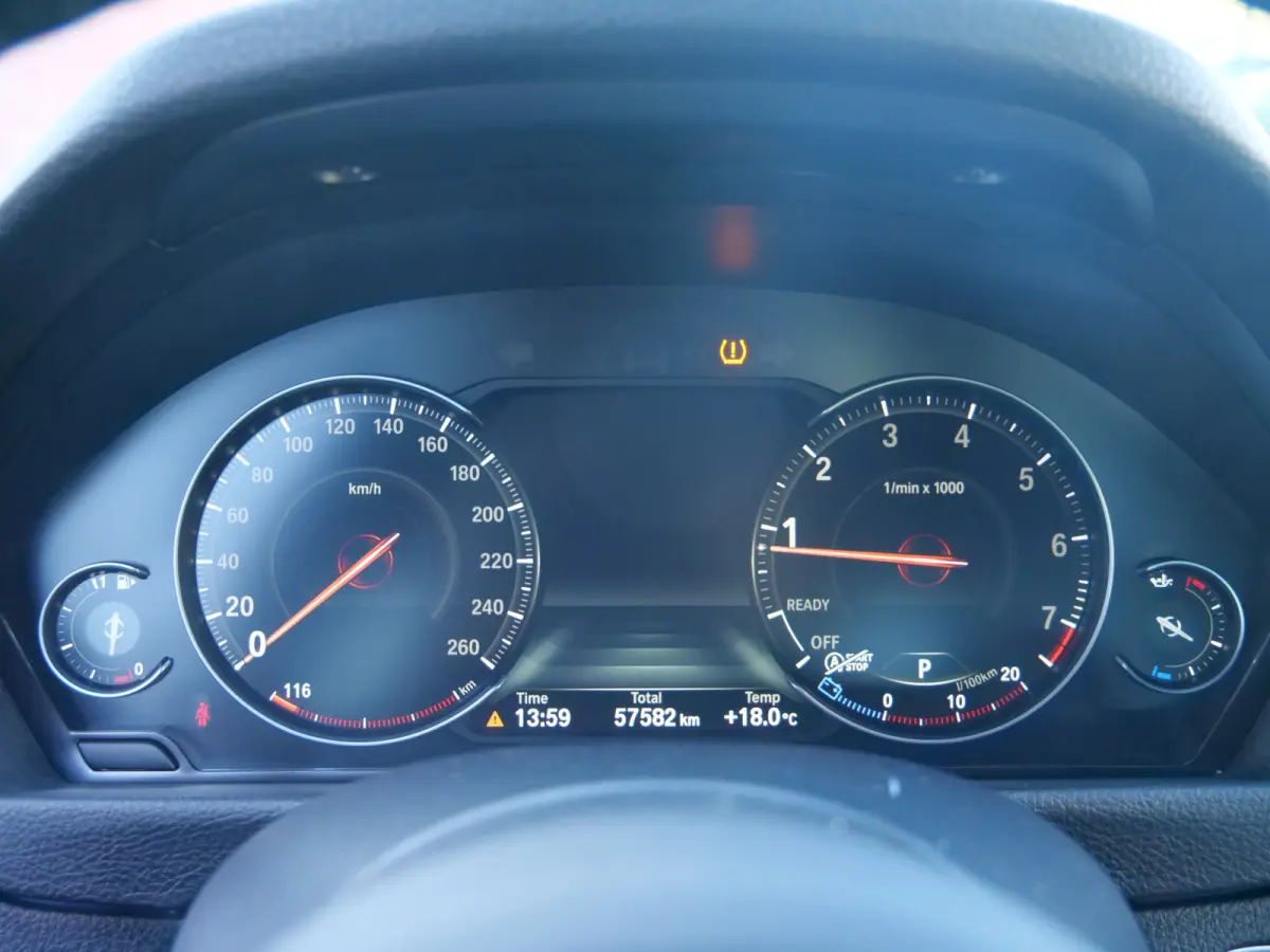 420i High Executive Edition 184 Pk Automaat Navi / M-Sport / Camera / Leer