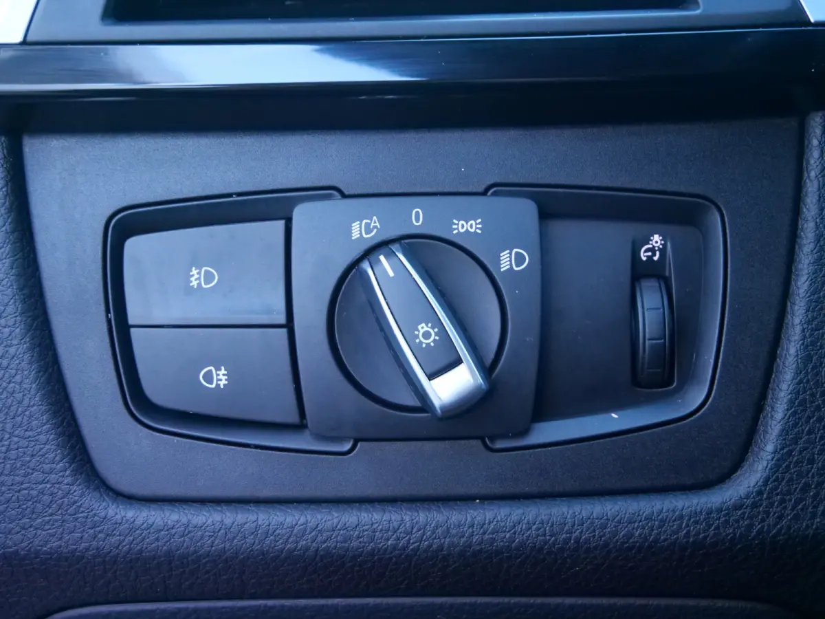 420i High Executive Edition 184 Pk Automaat Navi / M-Sport / Camera / Leer
