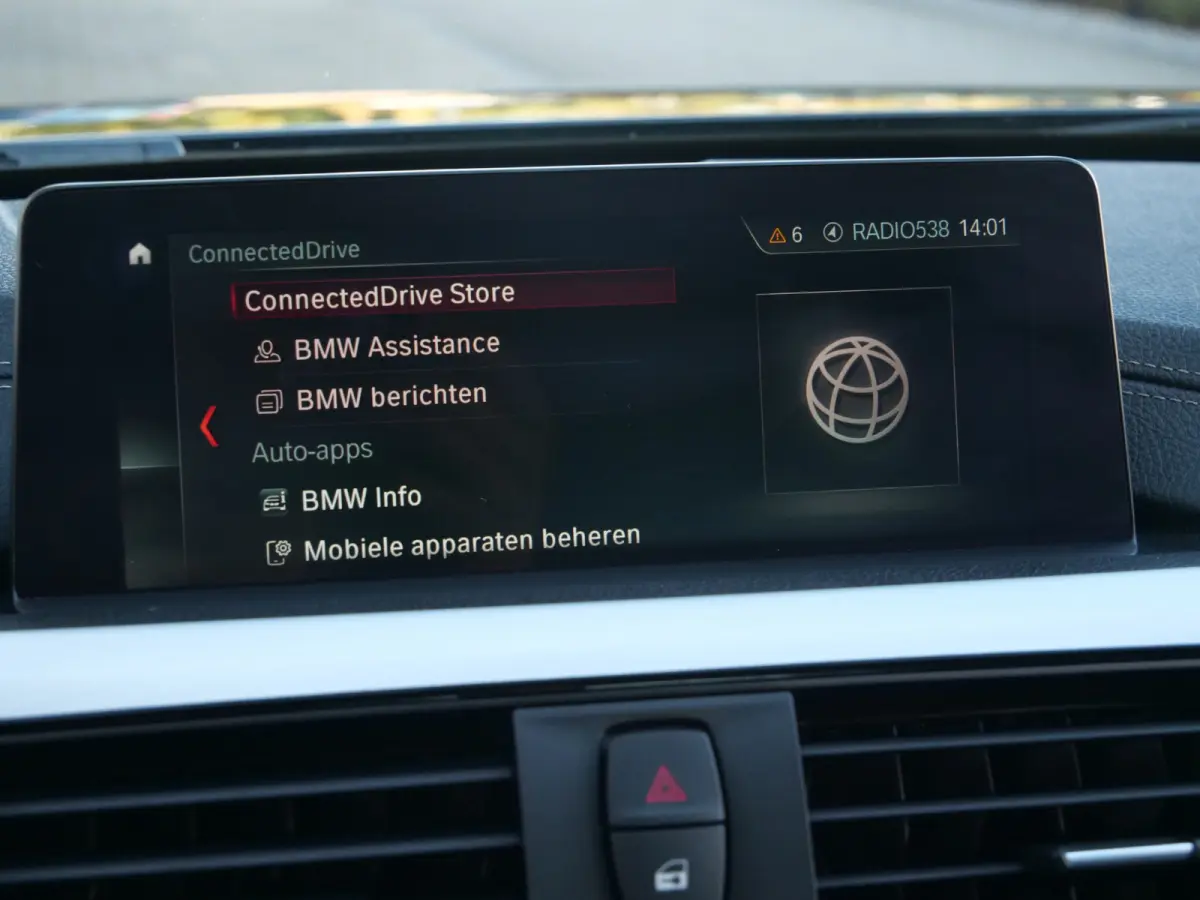 420i High Executive Edition 184 Pk Automaat Navi / M-Sport / Camera / Leer