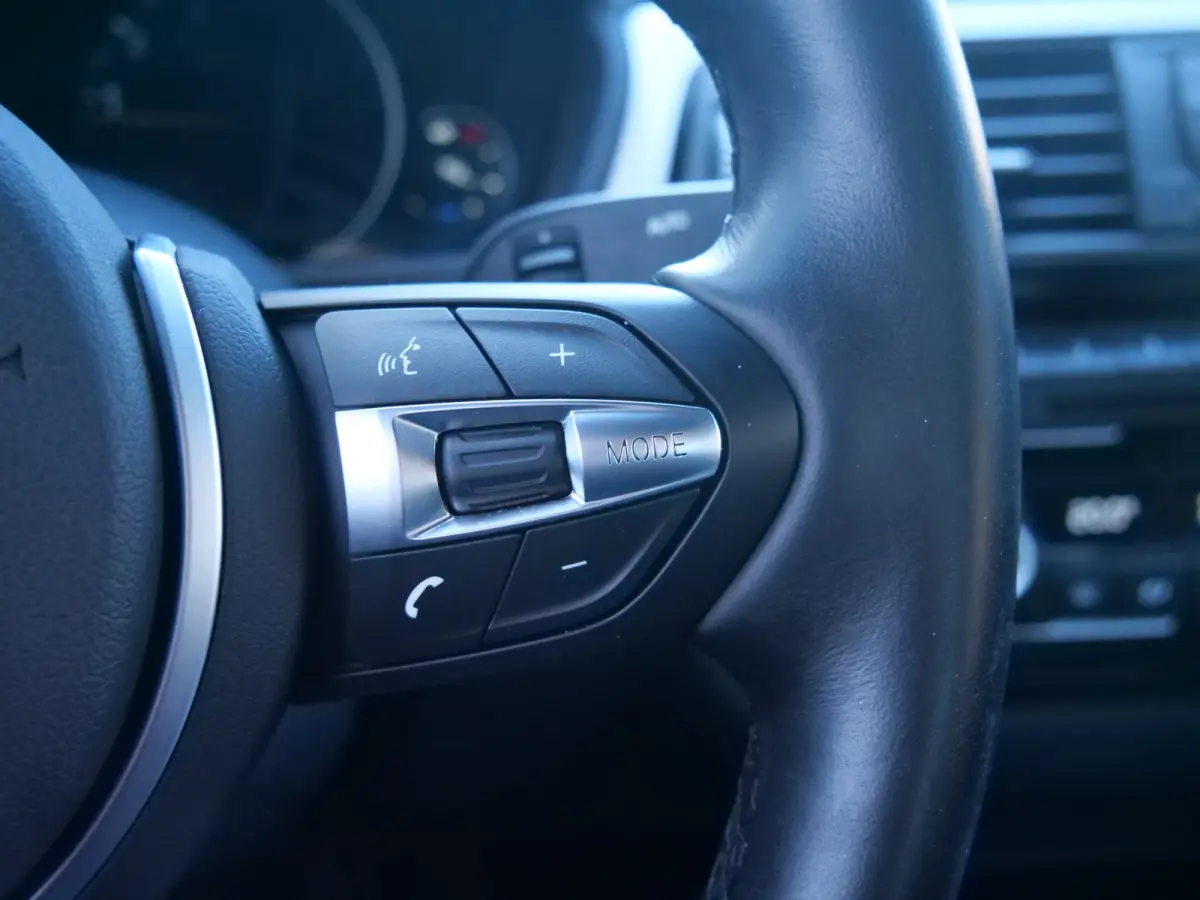 420i High Executive Edition 184 Pk Automaat Navi / M-Sport / Camera / Leer