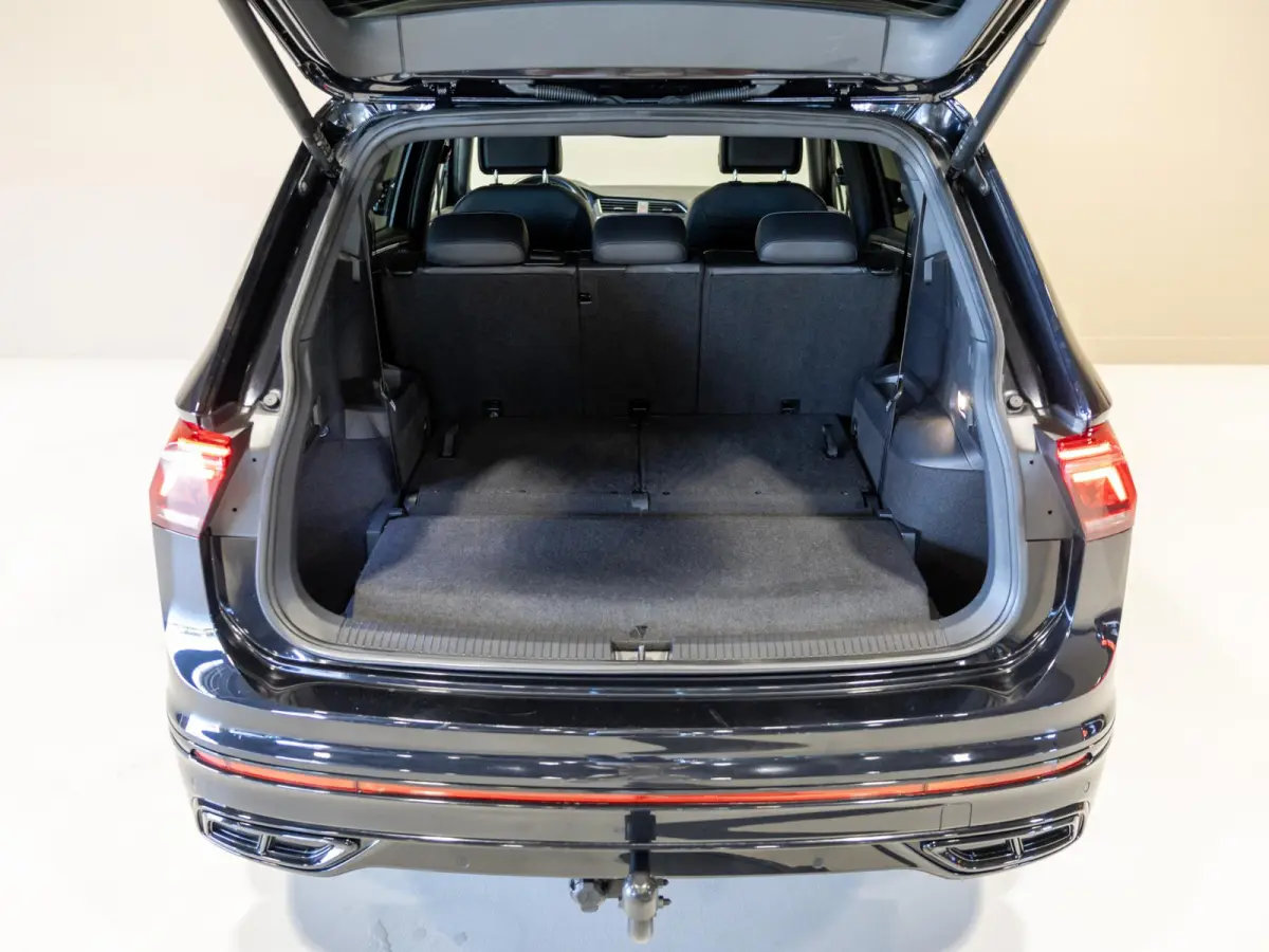 1.5 TSI R-Line Business+ 7p. / 150pk / Trekhaak / Panorama dak / Achteruitrij camera /