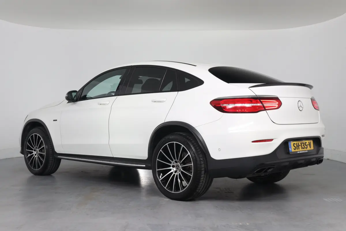 350e Business | 1e Eigenaar! | Dealer Onderhouden! | AMG Styling | Leder/Alcantara | Stoelverwarming | Clima | Navi | Camera | Keyless | Blis | Parkeersensoren | Lichtmetalen Velgen