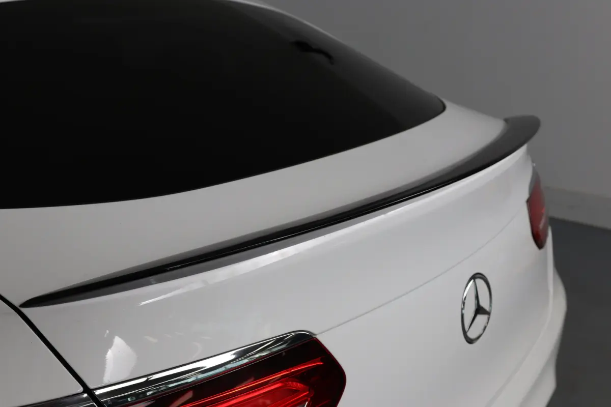350e Business | 1e Eigenaar! | Dealer Onderhouden! | AMG Styling | Leder/Alcantara | Stoelverwarming | Clima | Navi | Camera | Keyless | Blis | Parkeersensoren | Lichtmetalen Velgen