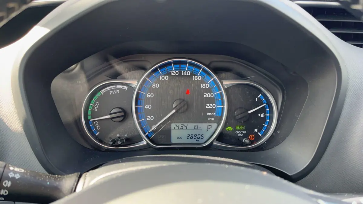 1.5 Hybrid Trend | Achteruitrijcamera | Climate Control |