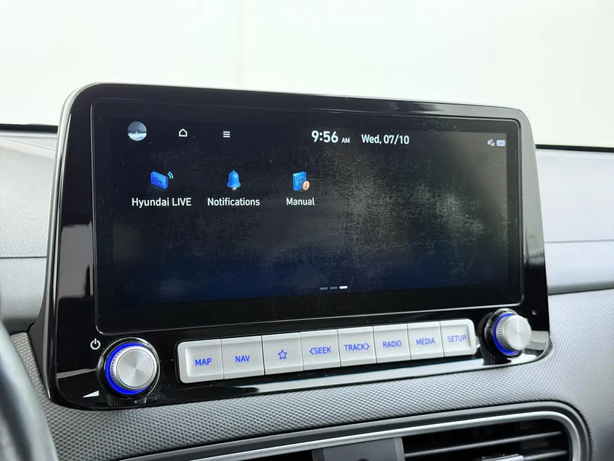Premium 64kWh | 1ste eigenaar | ACCU 99% | Trekhaak | LEER | Camera | LED lampen | AUTOMAAT