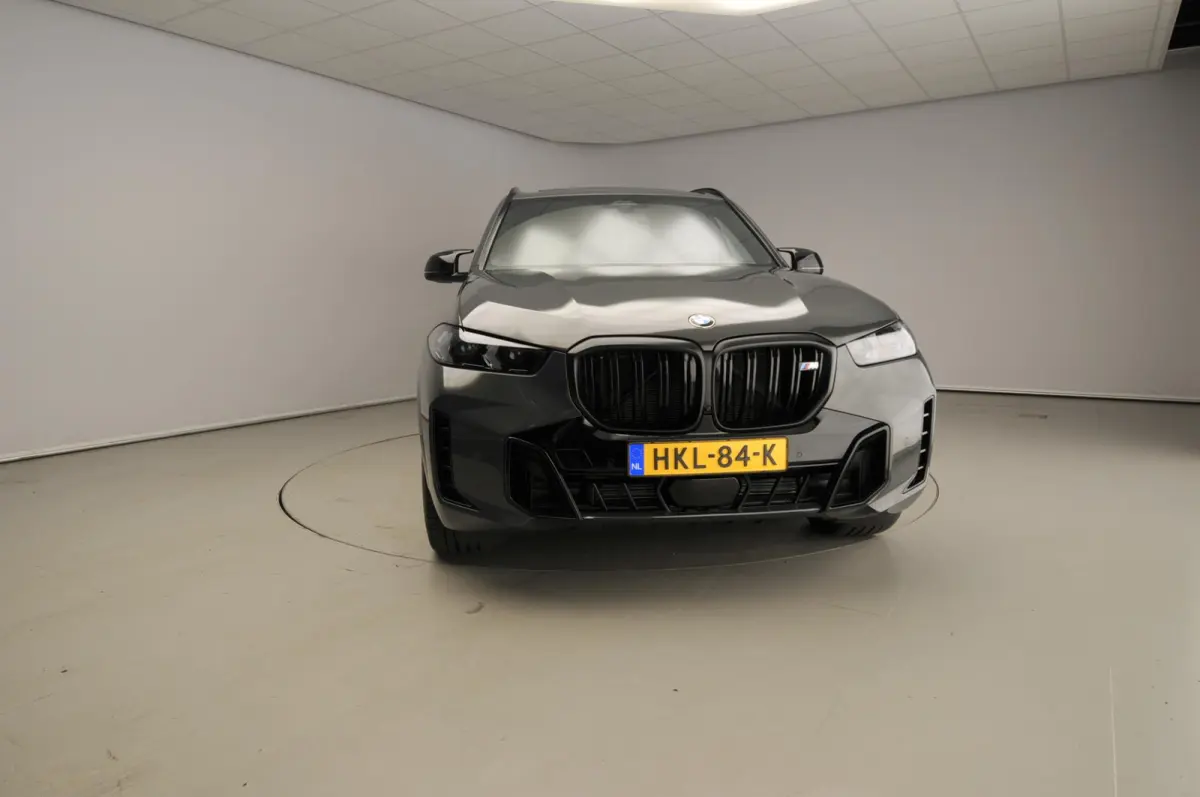 M60i xDrive | M-Sportpakket | LED | Leder | HUD | Panoramadak | Active steering | Comfortzetels | DAB | Bowers & Wilkins sound | Alu 22 inch
